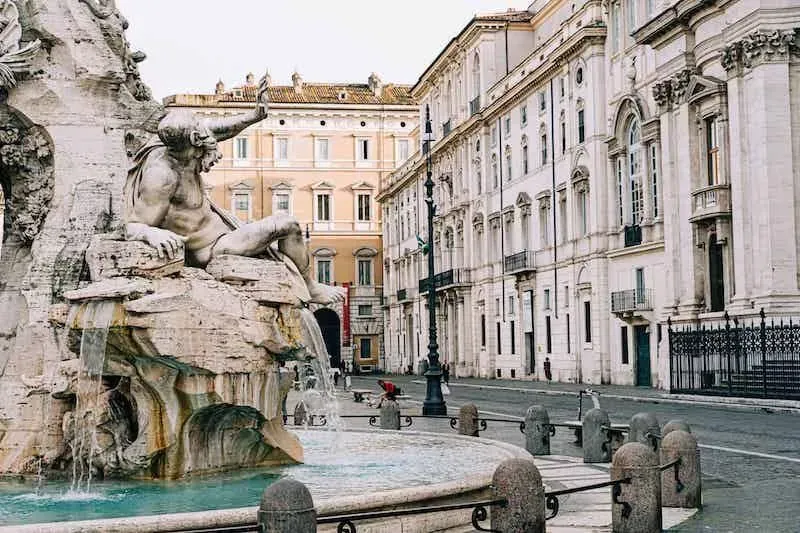 Founain-of-the-Four-Rivers-Fountains-in-Rome