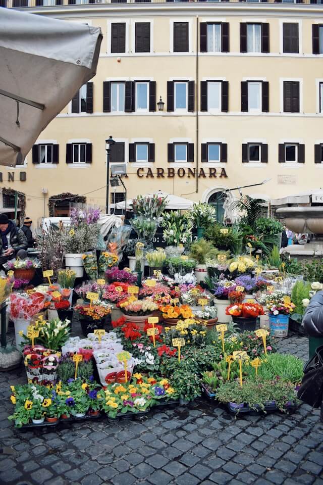 Fresh flowers at Campo de' Fiori farmers' market